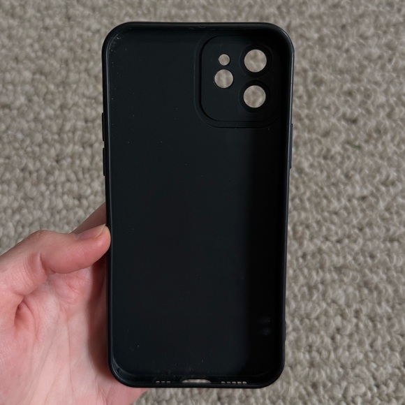 Bundle of Animal Print IPhone 12 Cases - Picture 5 of 5